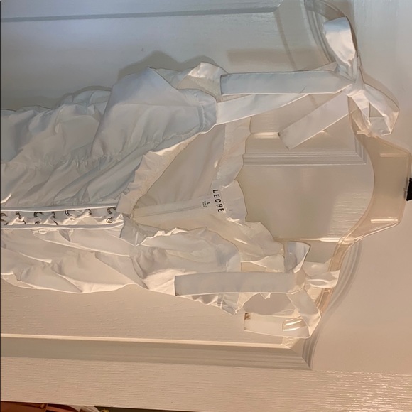 CUTE WHITE TOP - Picture 5 of 6